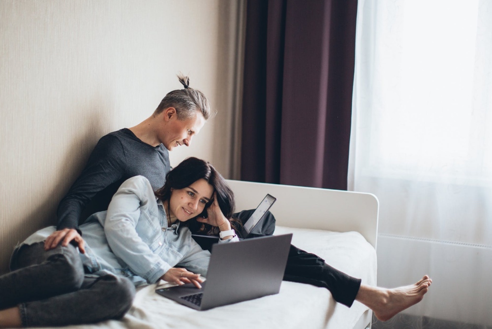 Stop Swiping, Start Dating With Our Digital Dating Services